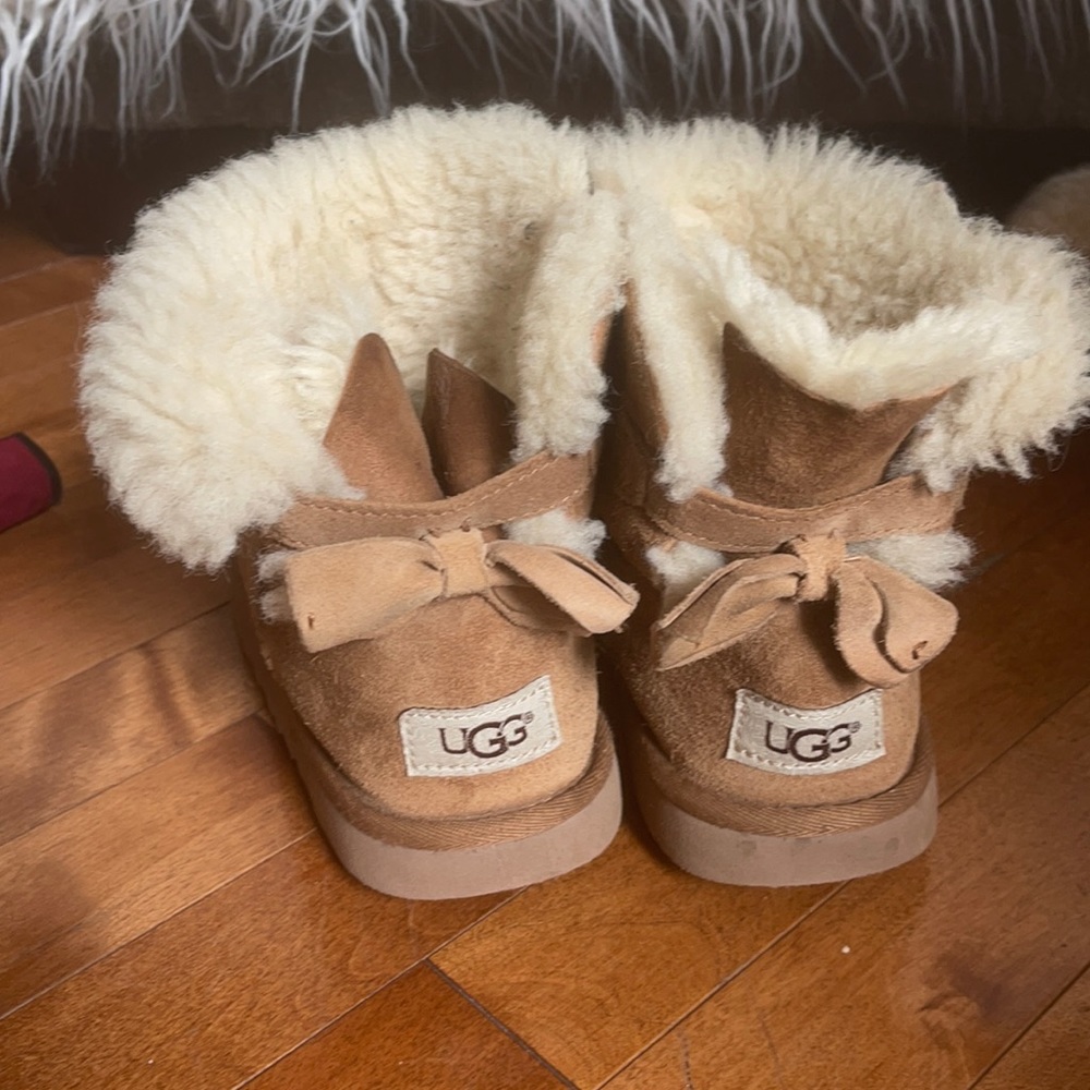 Ugg